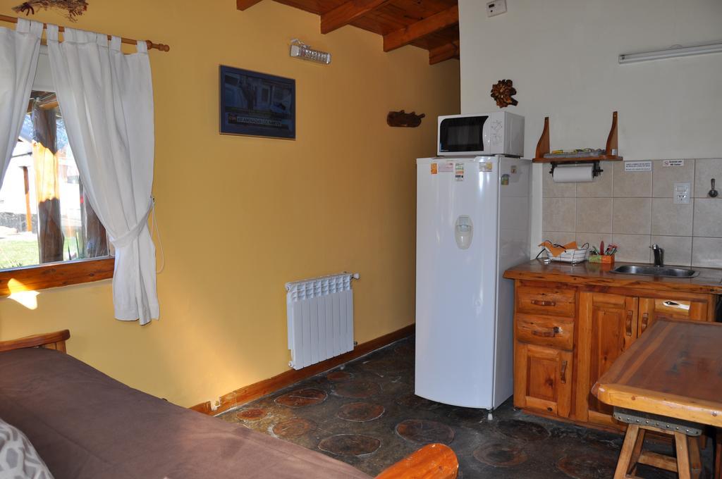 Apart Samay Hue Bungalows Dina Huapi Exterior foto